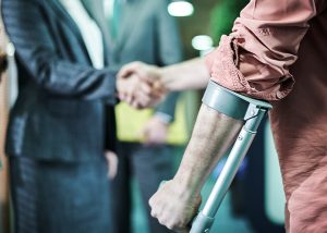 injured_man_shakes_hand_with_employability_expert